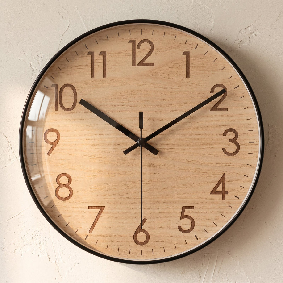 Horloge Murale Bois Naturel – mise en situation