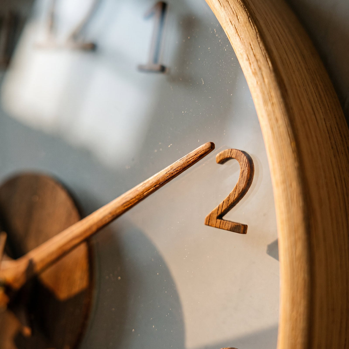 Horloge Murale Chiffres Bois