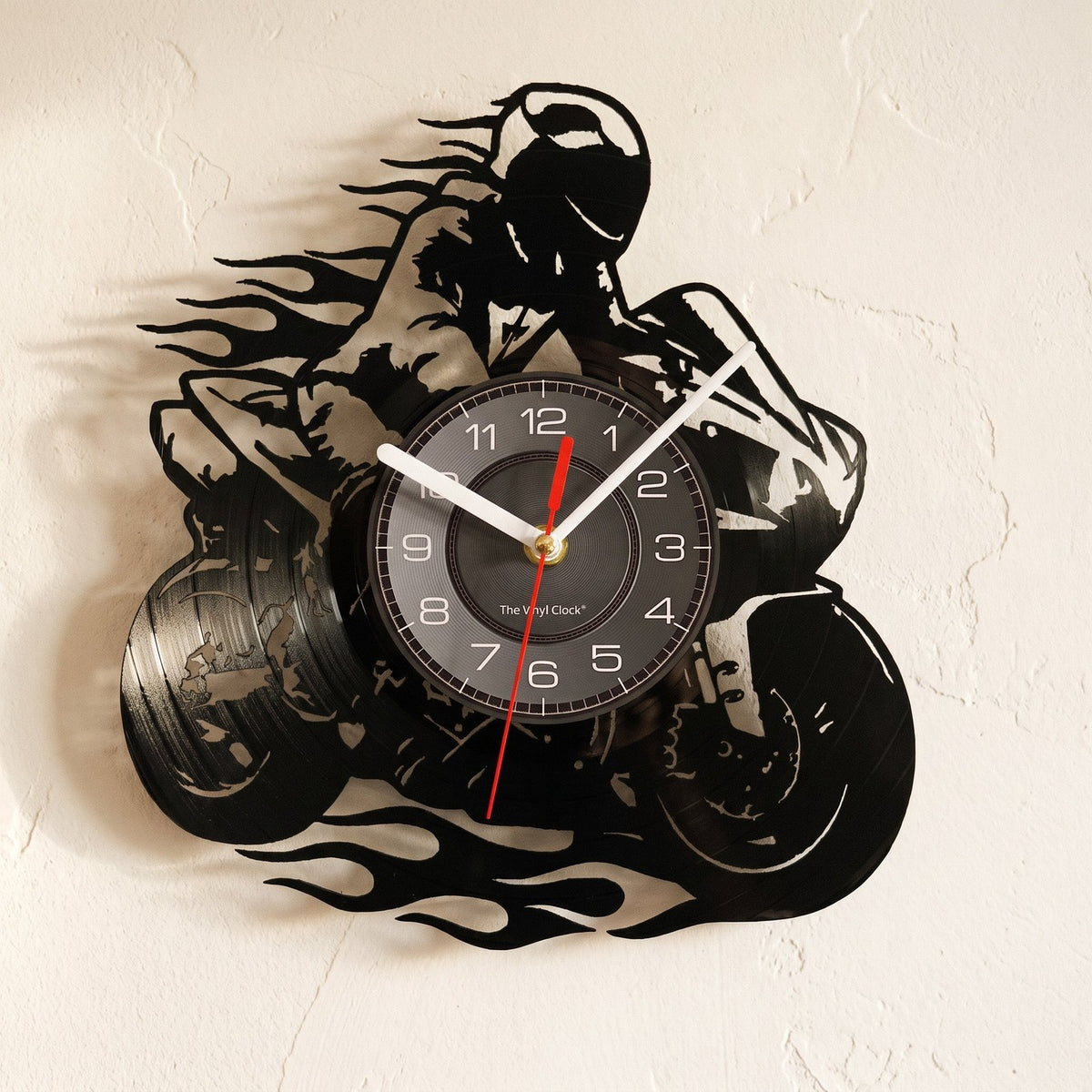 Horloge Murale Moto Vinyle – mise en situation