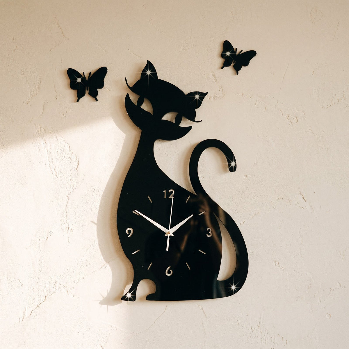 Horloge Murale Silhouette Chat – mise en situation